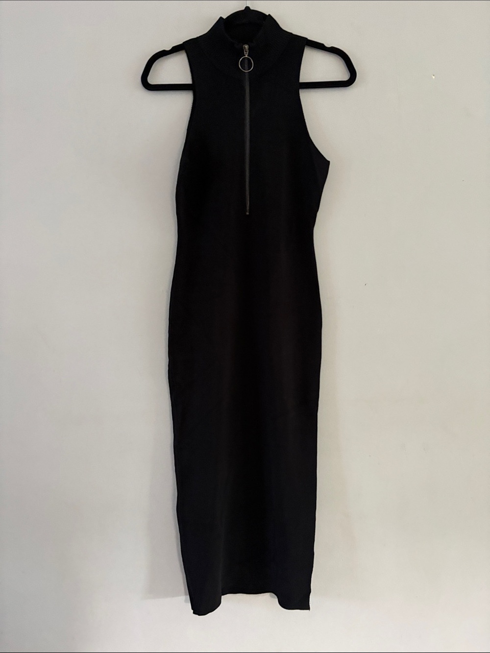 Trouve Black Sleeveless Mock-Neck Zip-Front Maxi Dress